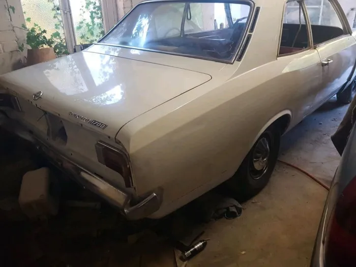Opel Rekord C 1700 Lenkrad-Schaltung