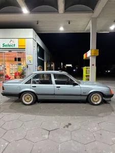 Opel Rekord E Diesel  Oldtimer mit H-Kenn...
