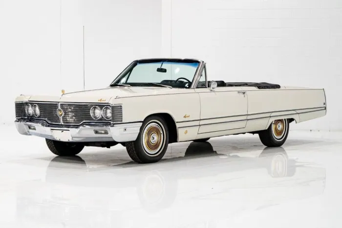 Chrysler Imperial Crown 440