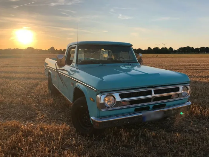 Other DODGE D200. BJ 1970. Camper Special