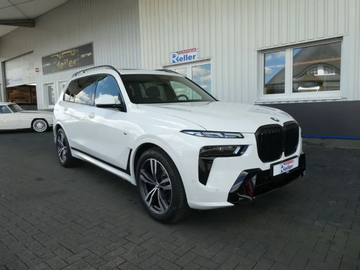 BMW X7 xDrive 40 i M Sport Pro 360° Panorama Head-Up