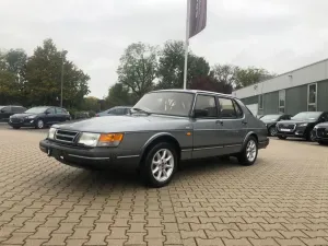 Saab 900i 16V Oldtimer 