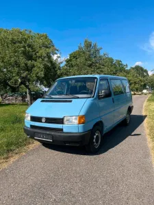 Volkswagen VW T4 Caravelle Transporter Bus 1.9D TÜV Neu