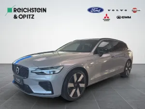 Volvo V60 Kombi Plus Dark Recharge Plug-In Hybrid AWD