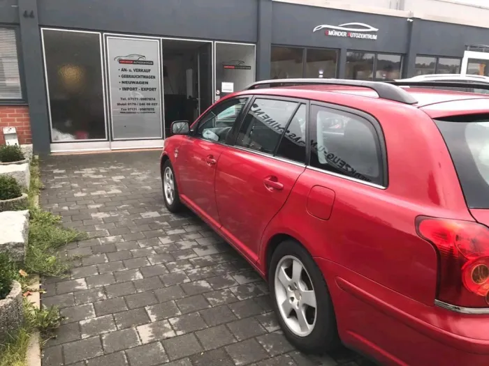 Toyota avensis  t25