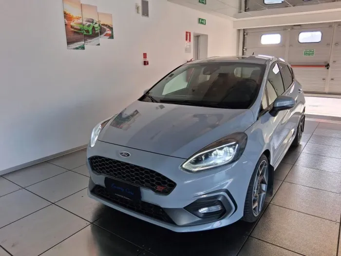 Ford Fiesta 5 Porte 1.5 ST s&s 200cv CON PERFORM