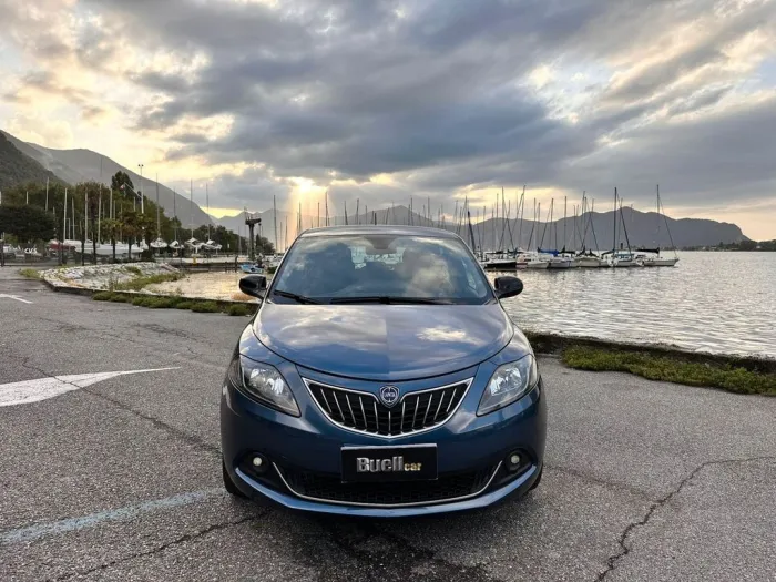 Lancia Ypsilon 1.0 FireFly 5 porte S&S Hybrid Ec