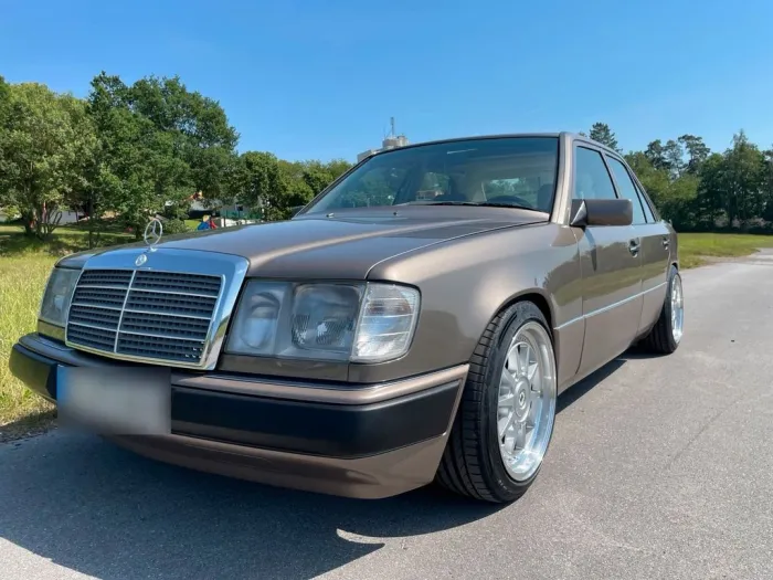 Mercedes-Benz Mercedes W124 260E Automatik H-Zul. 17 Zol...