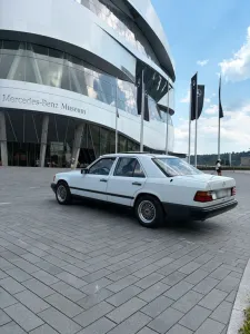 Mercedes-Benz W124 230E / TÜV 04/28 / H-Zu...