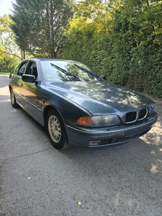 BMW 523i Automatik
