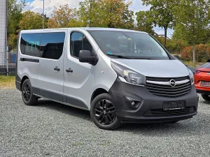 Opel Vivaro B L2H1 2,9t (1.HAND/KAMERA/AHK/8SITZER)