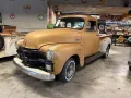 Chevrolet pick up step side