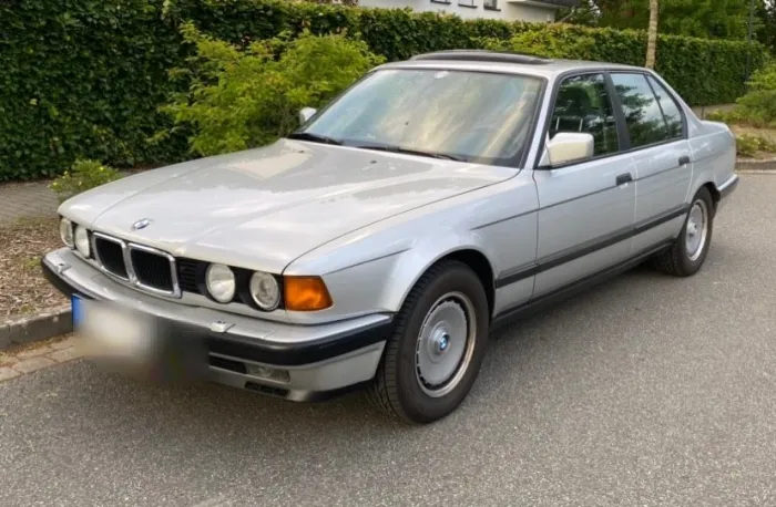 BMW 750