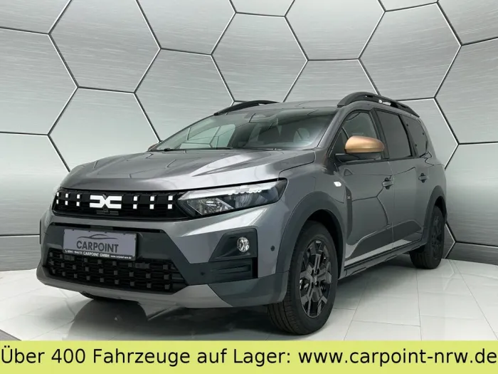 Dacia Jogger Extreme Eco-G 120 7-Sitzer Winter/Driving