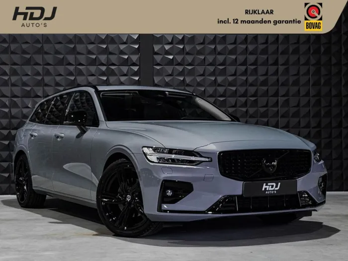 Volvo V60 2.0 B4 Ultra Dark - Pano - 19