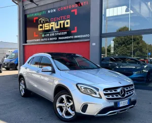Mercedes-Benz MERCEDES-BENZ GLA 180 1.6 PREMIUM 122CV - FULL L