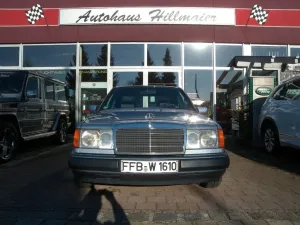 Mercedes-Benz 220 E *TÜV 10/26*OLD PLATES*SSD*2.Hand*