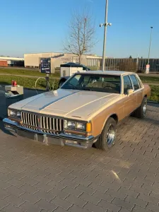 Chevrolet Pontiac Parisienne US Car