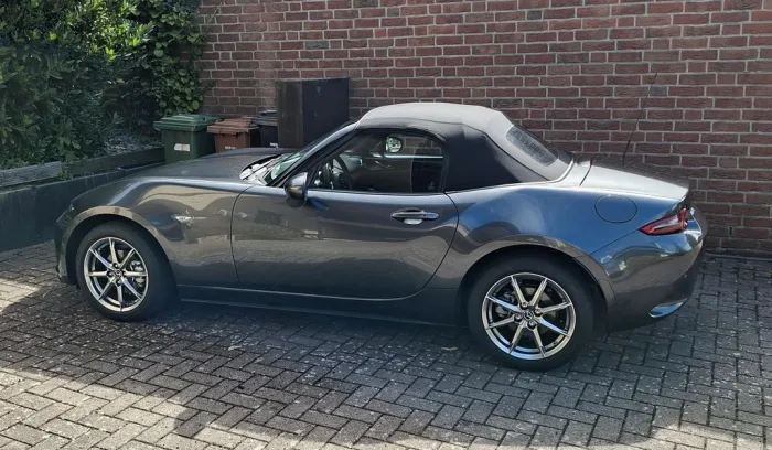 Mazda MX-5 1.5 SKYACTIV-G 132 Exclusive-Line Exclu...