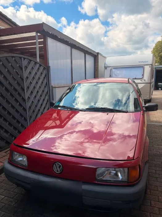 Volkswagen Passat 35i B3 1.8 90PS Classicrot