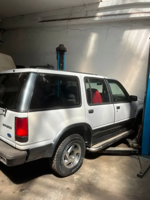 Ford Explorer U1