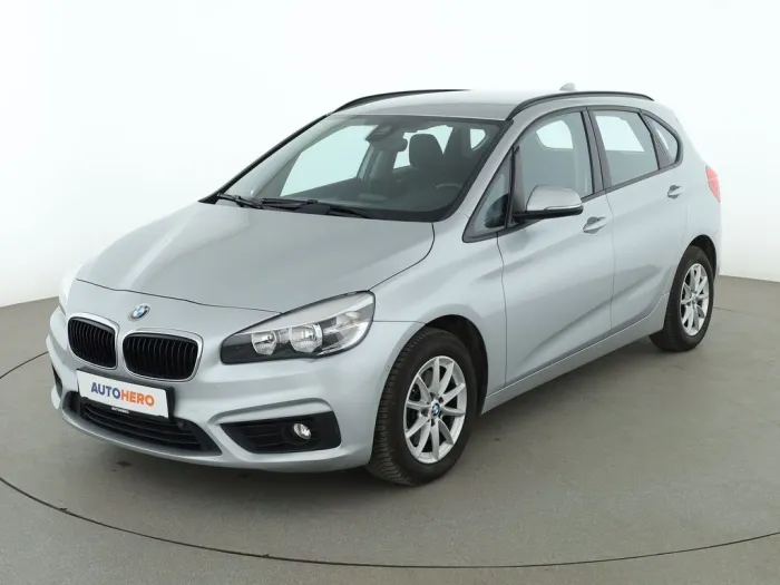 BMW 218i Active Tourer Basis Aut.*TEMPO*PDC*SHZ*