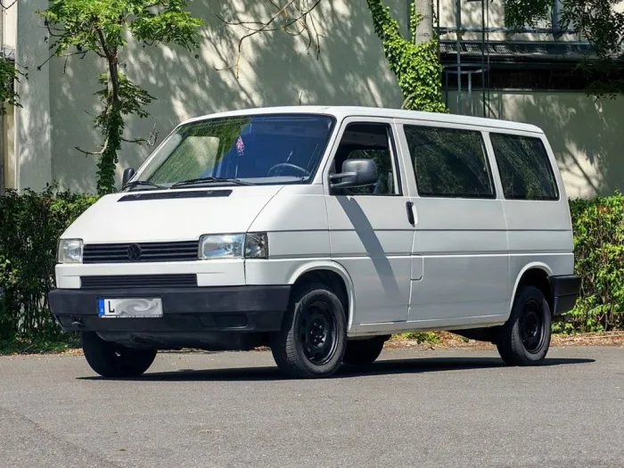 Volkswagen VW T4 BUS 2.0 Benzin TÜV/AU 12/27 AHK 288 ...