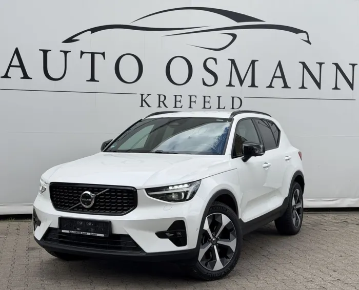 Volvo XC40 B3 B DKG Plus Dark - 360°KAM. - AHK- H&K 