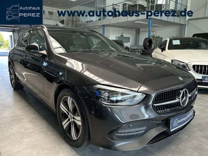 Mercedes-Benz C 200 T AVANTGARDE DISTRONIC- NIGHT- AHK- MEMORY