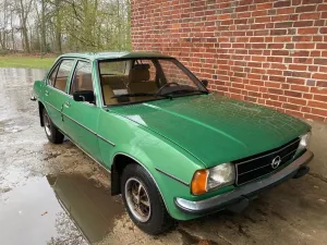 Opel Ascona B 1.9N Scheunenfund