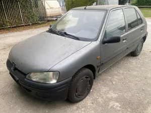 Volkswagen Peugeot 106 Benziner TÜV neu - Zahnrim neu