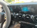 Mercedes-Benz GLA 180 DCT Progressive