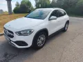 Mercedes-Benz GLA 180 DCT Progressive