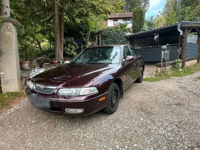 Mazda 626 Aus 1 Hand  NUR 40.000 Kilometer
