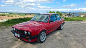 BMW E30 316i -