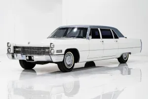 Cadillac Fleetwood Series 75 Limousine