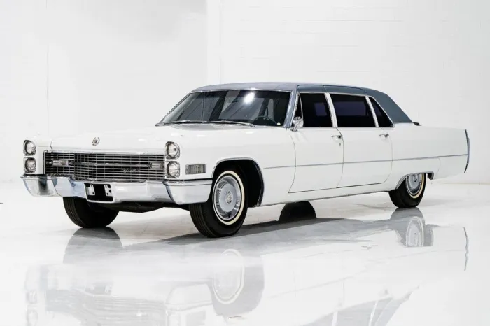 Cadillac Fleetwood Series 75 Limousine