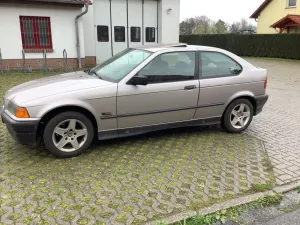 BMW 316i compact Oldtimer