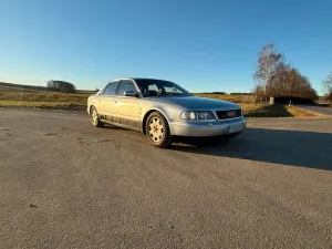Audi a8 d2 4,2 v8 tüv bis 09.2026
