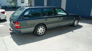 Mercedes-Benz E 230 Oldtimer guter Zustand, Erstlack TÜV NEU