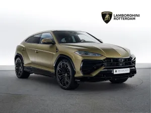 Lamborghini Urus SE I Black ainted roof - Xpel Stealth - Akr
