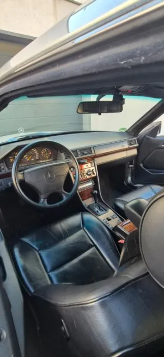 Mercedes-Benz CE 320