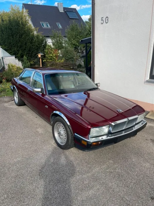 Jaguar XJ40 Sovereign