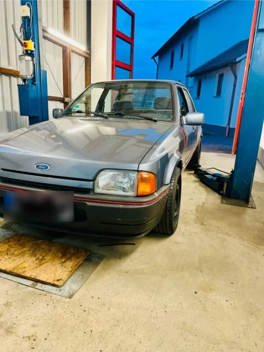 Ford Orion 1.6 ähnlich Escort
