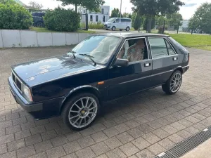 Lancia Delta 1.3 EVO Racing 17 Schalensitze