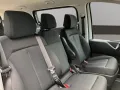 Hyundai STARIA 9 Sitzer HEV 1.6 T-GDI Trend 18