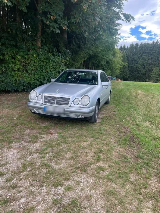 Mercedes-Benz W210 E230 Elegance