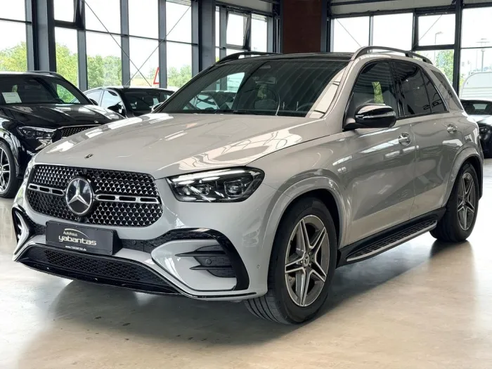 Mercedes-Benz GLE 300 d 4M AMG Night Pano DISTRONIC+ 360°-K AI