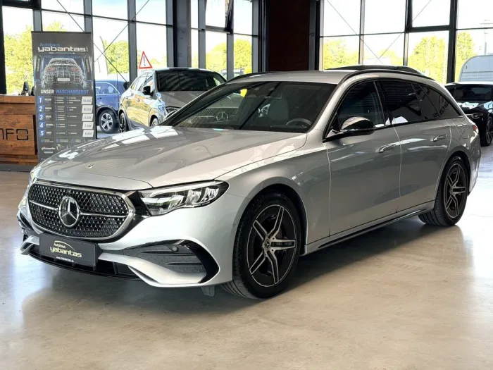 Mercedes-Benz E 300 de AMG Night DISTRONIC+ Kamera MBUX KEYLES