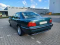 BMW gepflegter ascot-grüner BMW 740